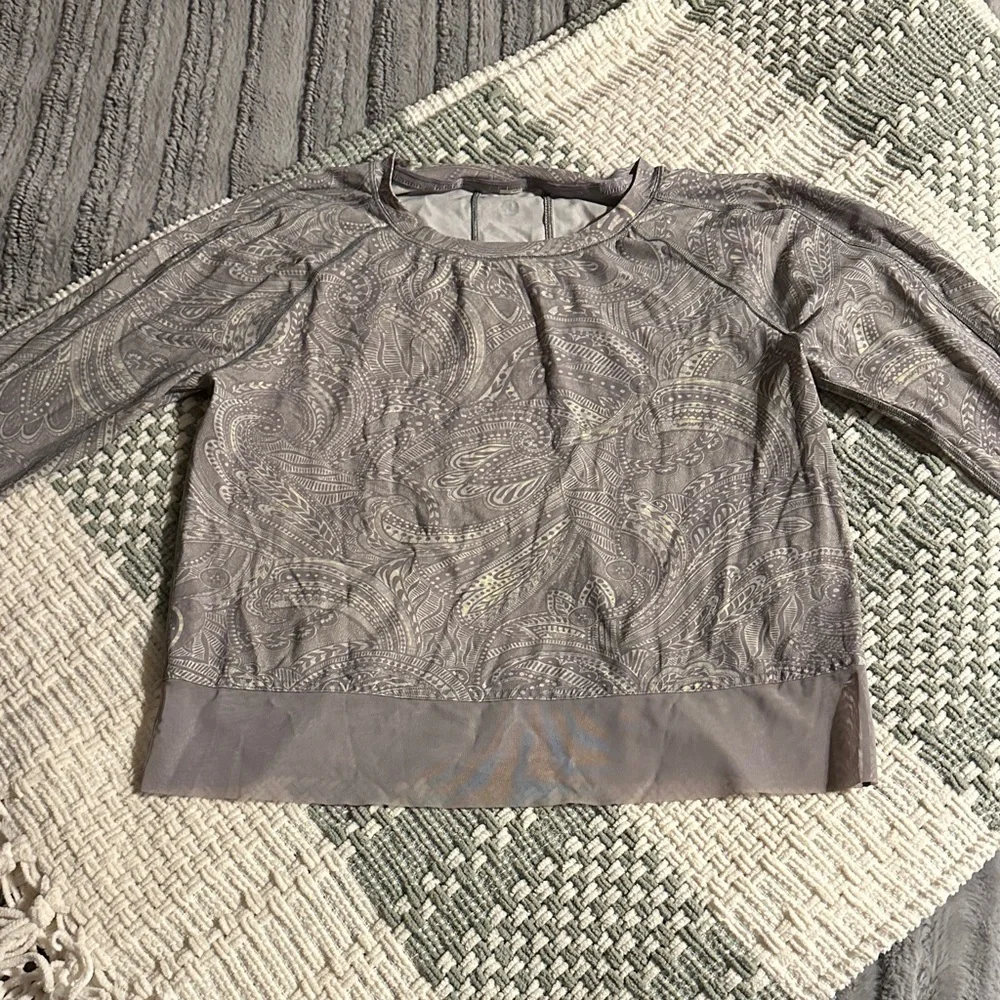 Lululemon cropped long sleeve